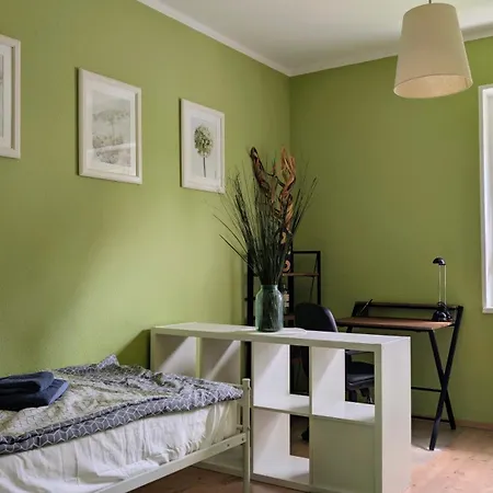Apartamento Geraeumiges & Helles Nahe Leipzig *